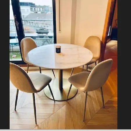 One Bedroom Flat With Terrace And Private Parking -51b *